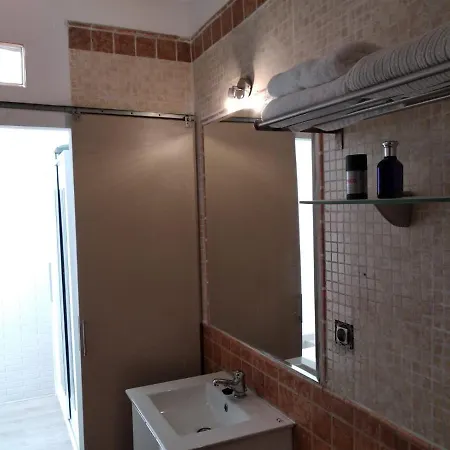 Dúplex Nuevo Frente Al Mar En Apartamento *
